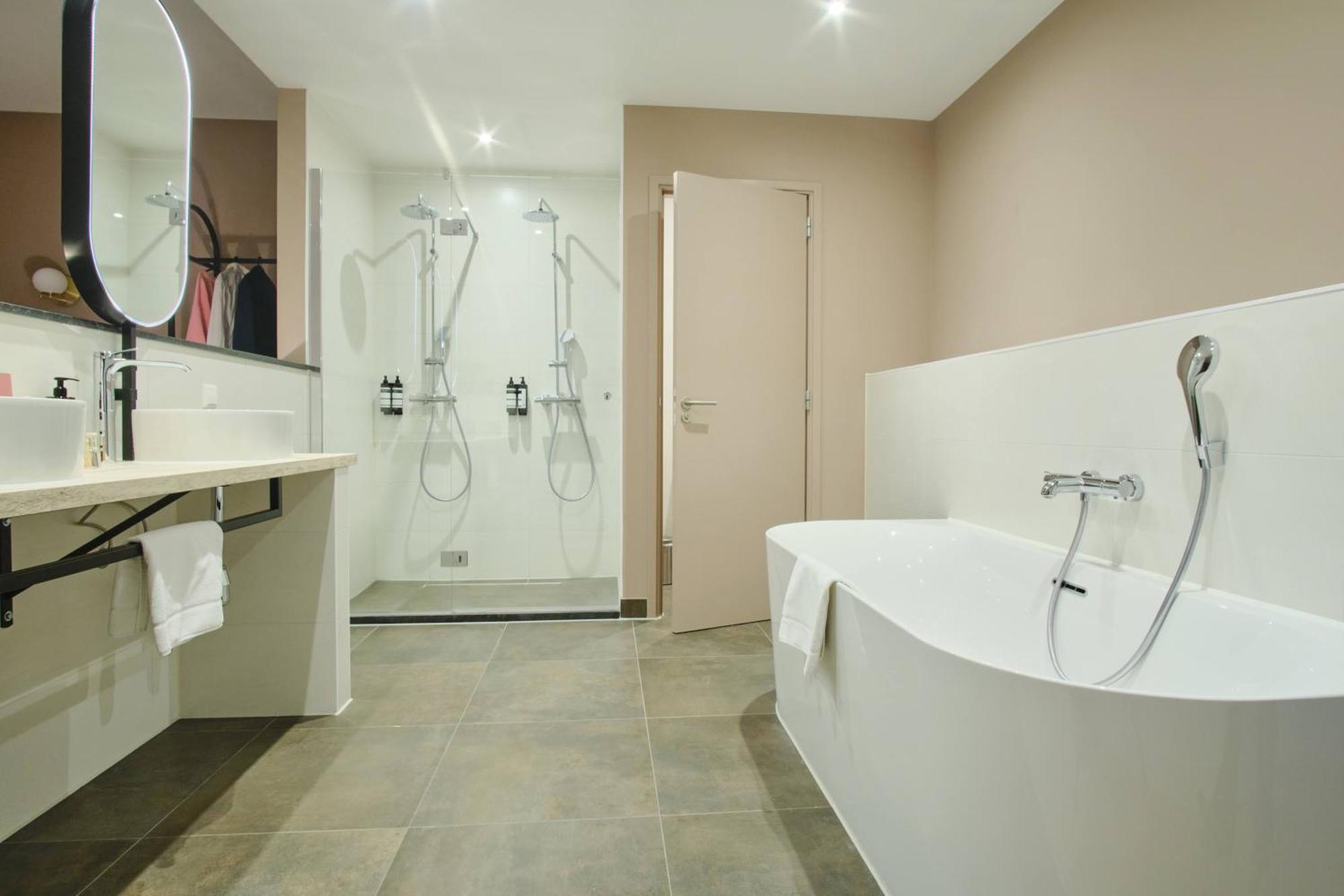 Hotel Halbert Гронинген Экстерьер фото
